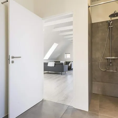Σπίτι διακοπών Modern Comfort In *