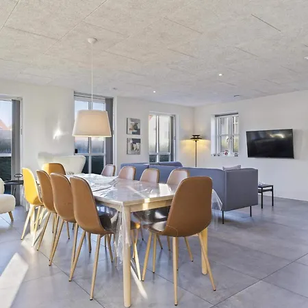 Modern Comfort In Tatil Evi