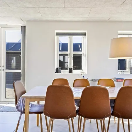 Modern Comfort In Tatil Evi Løkken